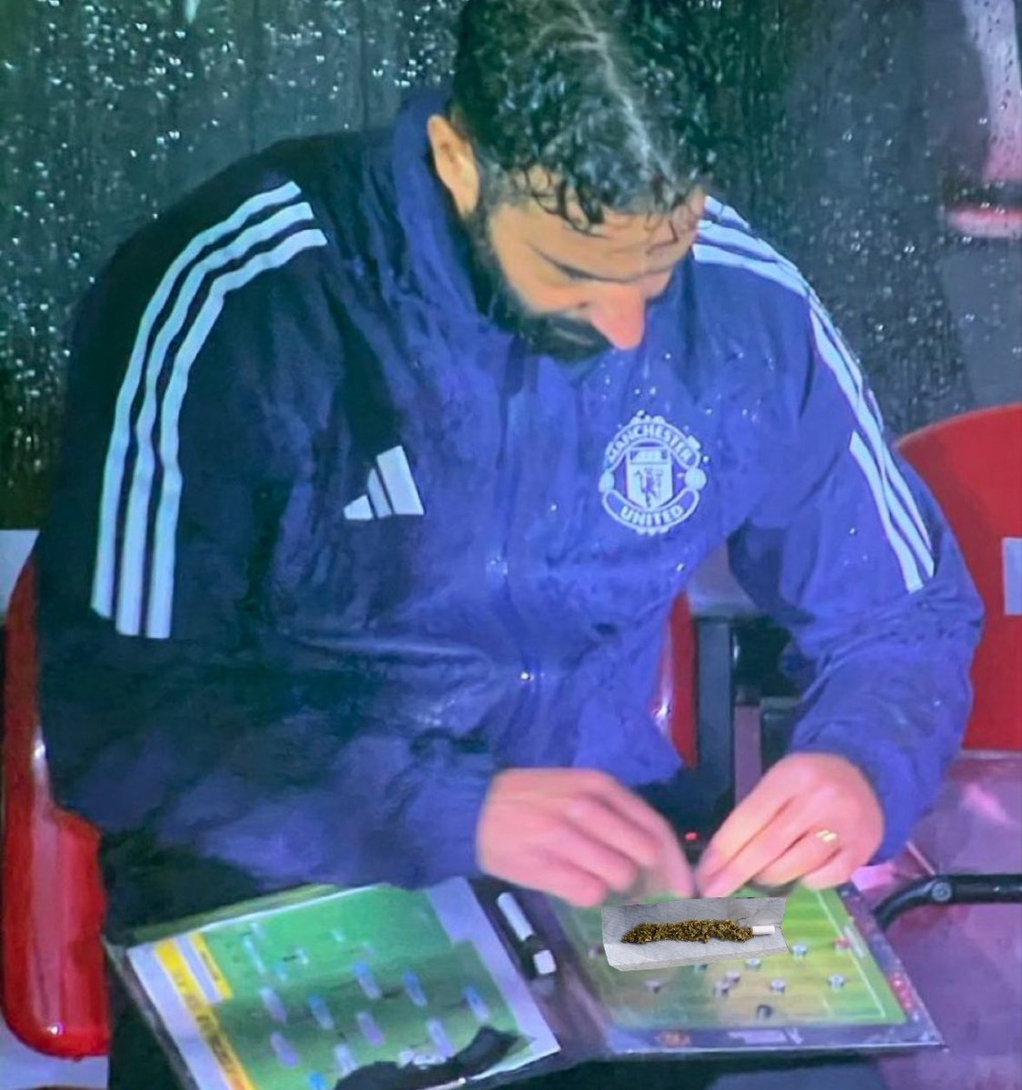 White_Yardie's tweet image. 🤣🤣🤣🤣