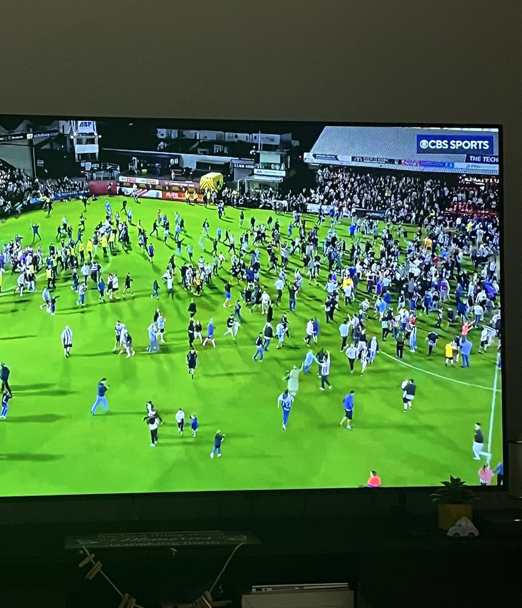 Absolute scenes
