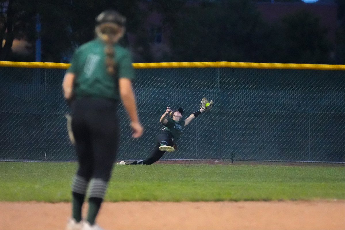 <a href="/MidwestPremierS/">Midwest Premier</a> <a href="/MillardNorthSB/">Millard North SB</a> <a href="/mwestsoftball/">MW softball</a> <a href="/Lilyvanboskirk/">Lily Van Boskirk</a> Yes!!🙌 <a href="/Lilyvanboskirk/">Lily Van Boskirk</a>