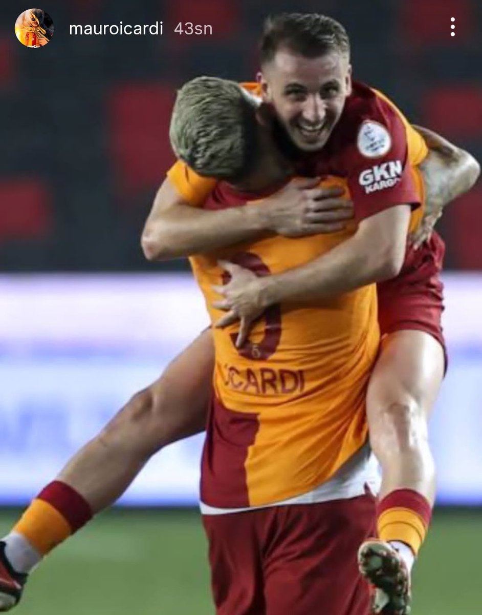 Ne yapıyor ediyor kuşları kudurtmayı başarıyor helal olsun. 

#icardi #singo #duran #talisca

#BENvFB