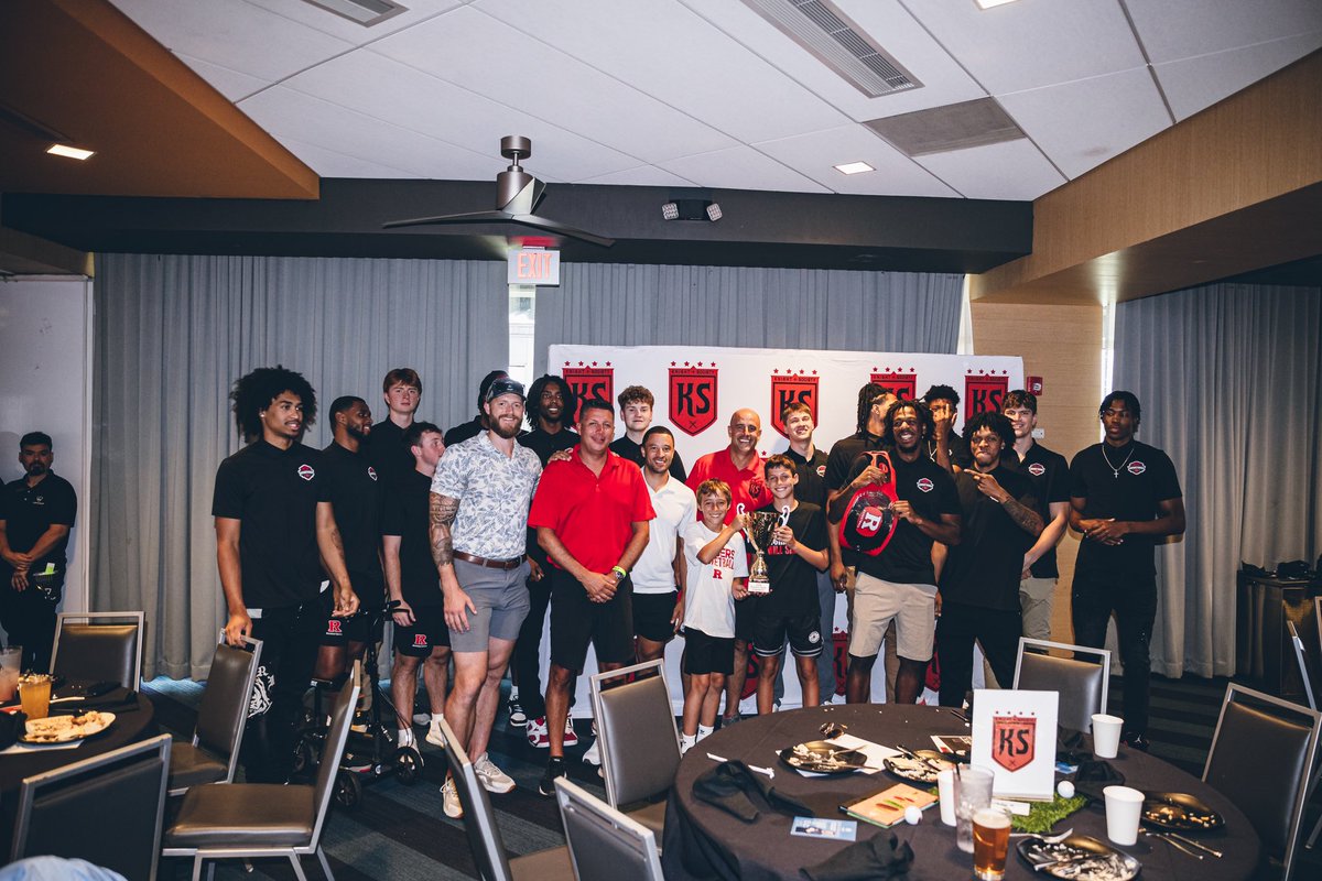 Social media is usually a place to post your wins… to highlight the good things happening in life. But today, I want to share a moment of vulnerability and humility - my first-ever business, Knight Society, has officially shut down today.

It’s easy to view this as a “failure,”