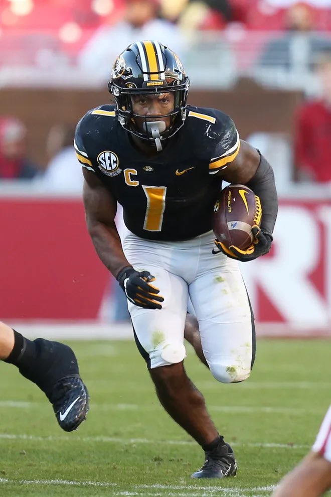 JoeDonMcGaugh's tweet photo. @MizzouFootball @ChaseDaniel @MizzouFootball #countdowntokickoff https://t.co/ehMsbPbsTA