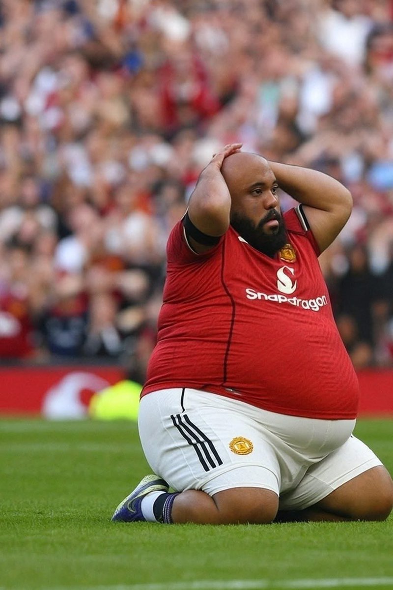 HAAAAAAAAAS ANYONE SEEN BRYAN MBEUMOOOOO AND HIS MISSED PENALTY! 👀🤣🤣🤣🤣🤣🤣