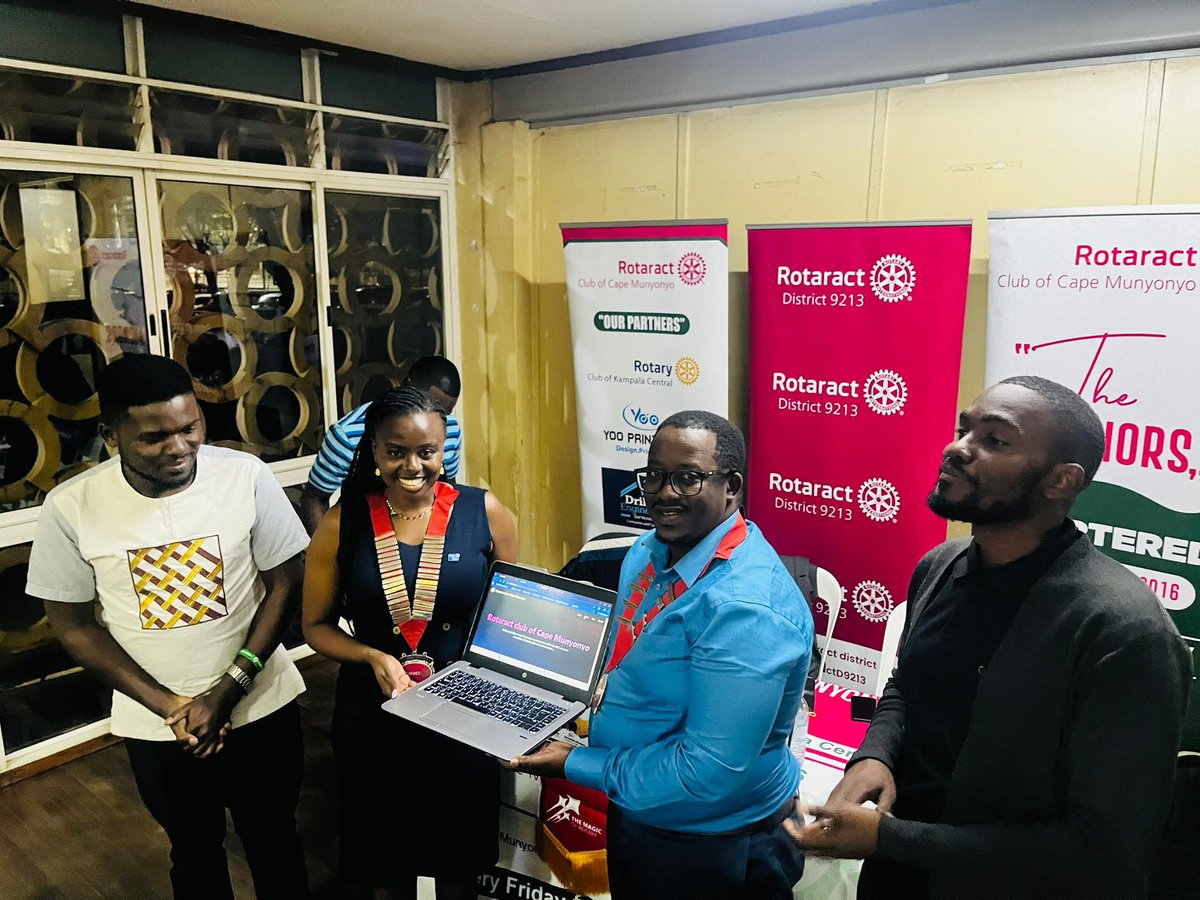 Rotaract District 9213 tweet media