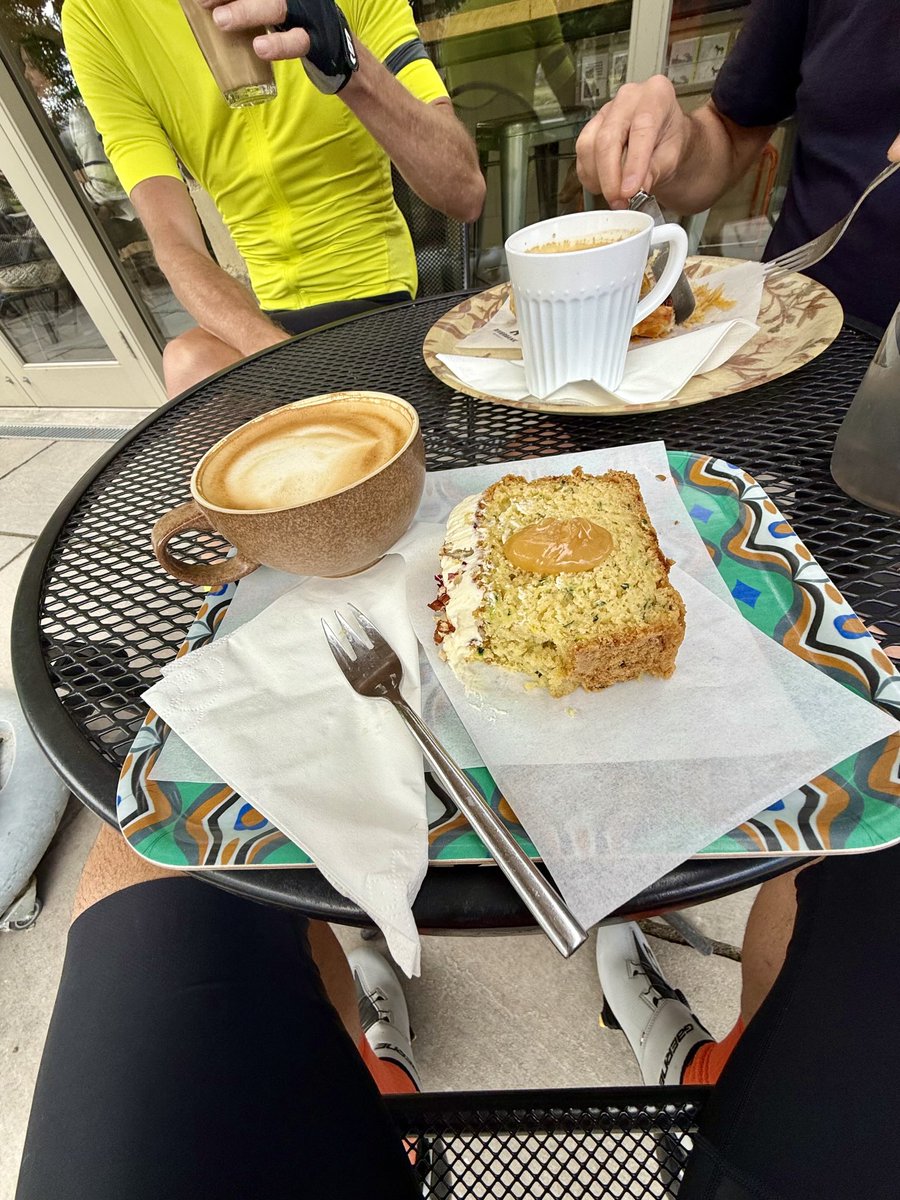 cyclist_andyc's tweet image. It doesn’t look like it from these photos, but within 10 mins of arriving home after today’s Dales ride out with the Kiwi &amp;amp; ⁦@Bikery1966⁩ , it absolutely pissed it down. #timing