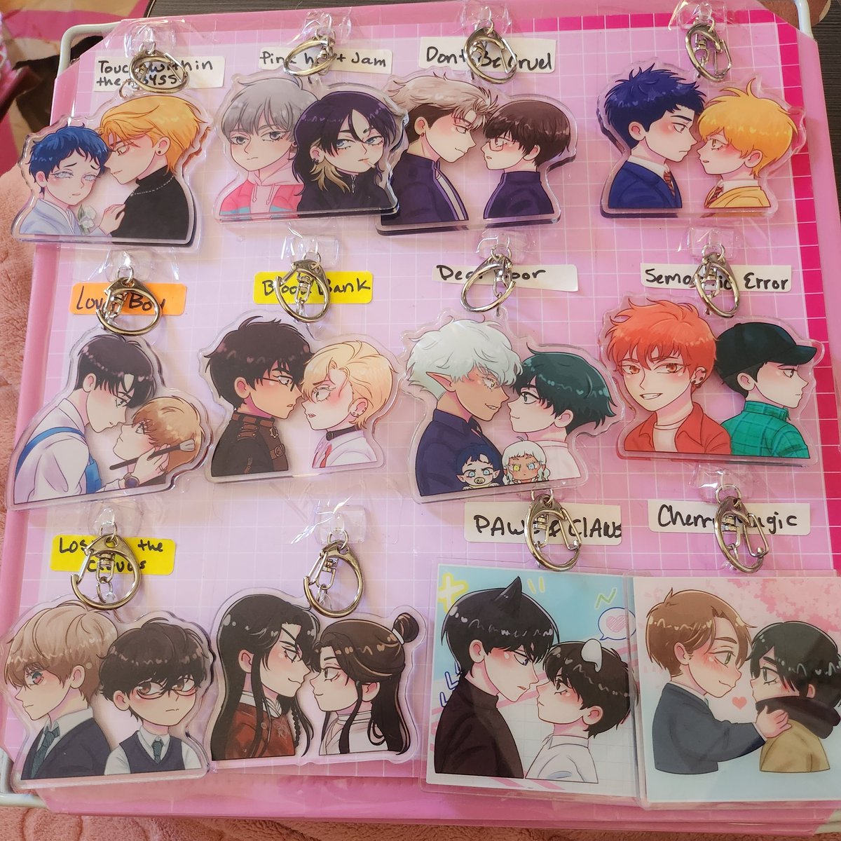 Hehe bl Charms that will be available at San Japan!!🥰🥰 
Table Q02
#SanJapan #artistalley #Boyslove #bl #yaoi #charms