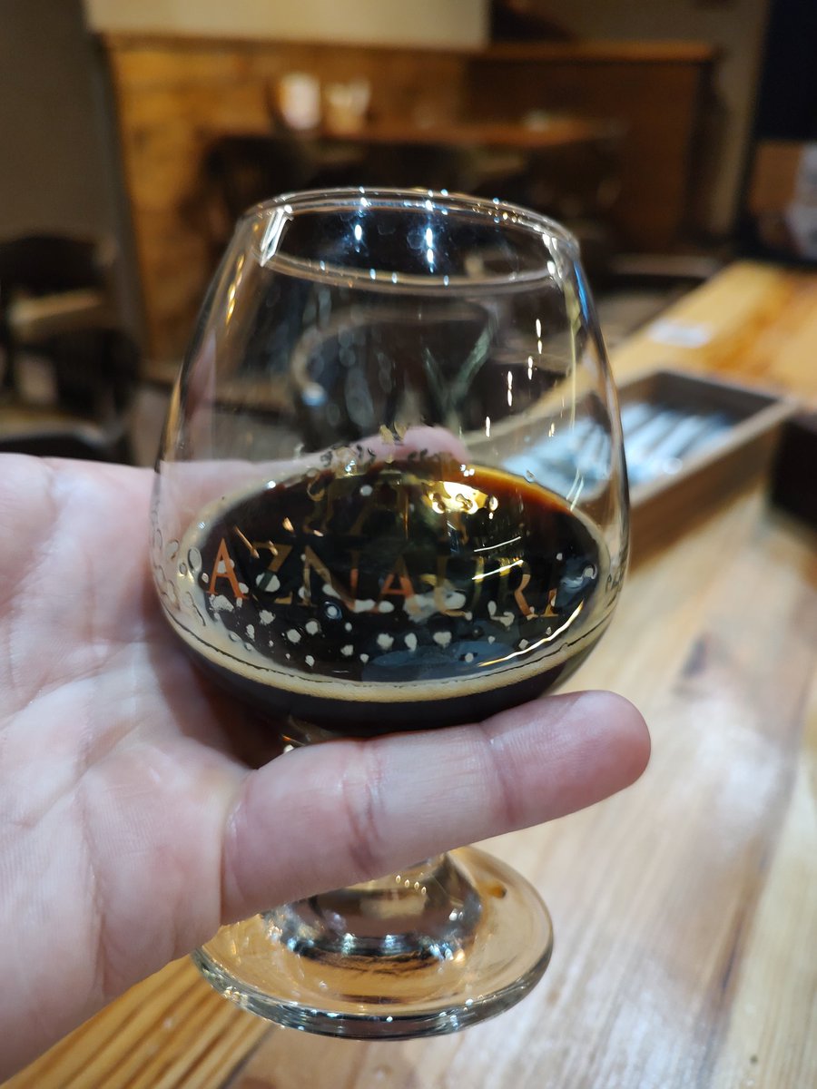 Пиво з коньячниці

А у вас як вечір середи проходить