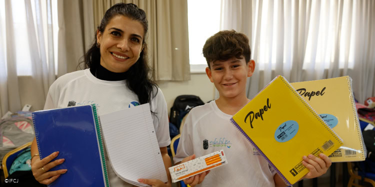 The Fellowship helps olim children in Israel get ready for school with new supplies and class preparation events.  

Read more at: ifcj.org/news/fellowshi…