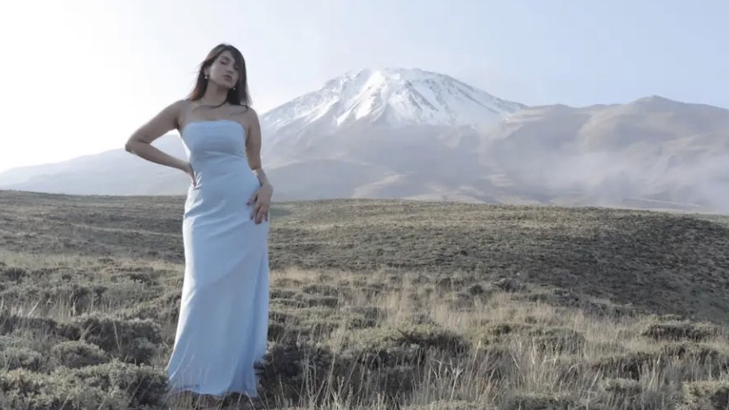 پرستو احمدی قطعه جدید منتشر کرده. توضیح قطعه و توضیح شرایط چند ماه اخیرش رو هم با عنوان «آوازی از پای دماوند» آغاز کرده.
youtu.be/5s54Hk9Kt50?si…