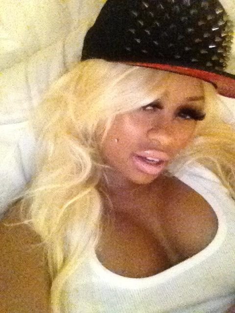 leah ♱ tweet media
