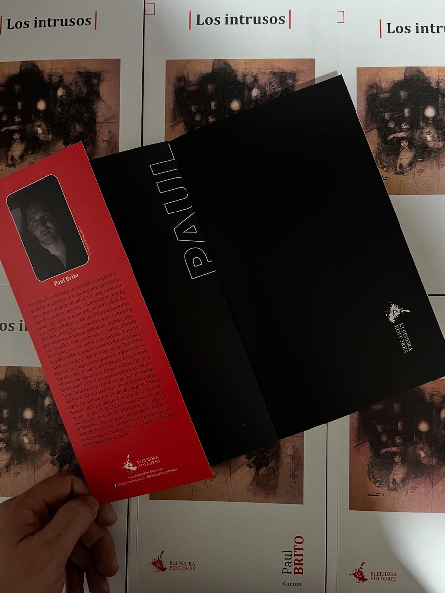 “De esos libros que hubiera querido escribir, con ese estilo tan único, tan juguetón, por esa gracia, ese humor, esa desenvoltura, esos registros, ese lenguaje tan propio, esa hondura, ese yonoséqué tan de él y tan Caribe que atrapa y no suelta", David Betancourt no tan borracho.