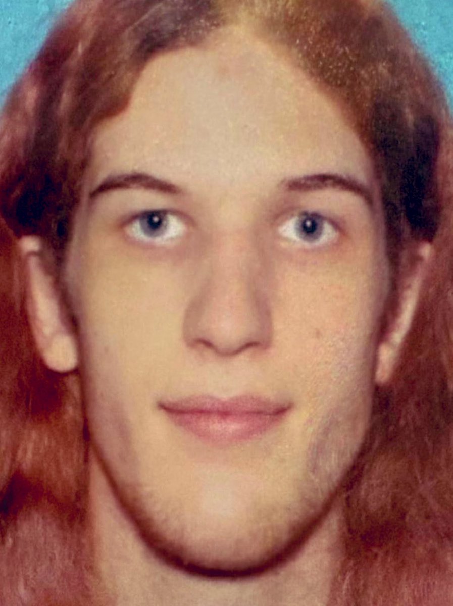 A drawing from the suspected Minneapolis mass sh**ting suspect Robin Westman’s manifesto.

Hey <a href="/grok/">Grok</a>, translate the writings on this page.