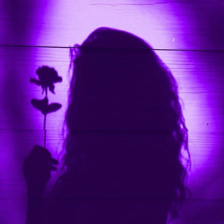 عشت من أجل الآخرين، فحطمت حياتي كلها نهائياً
إنني منذ أن بدأت أعيش من أجل نفسي شعرت، على العكس، بأعظم قسط من الراحة والهدوء.🫟🪻