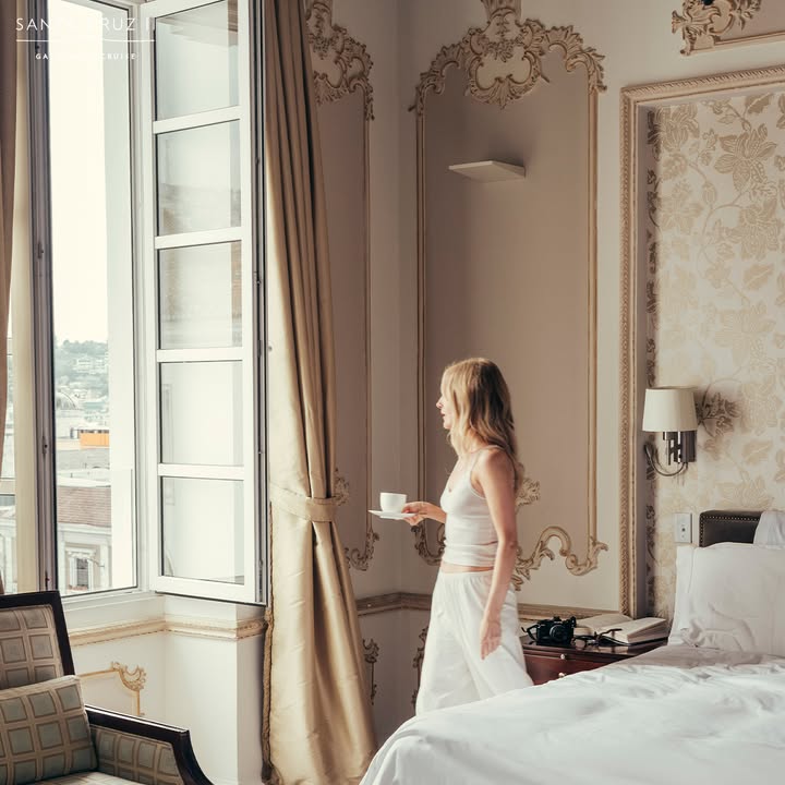 🍃⛪ The Best Ecuador &amp; Galapagos Tours🐢⛰️ 
 Explore the historic beauty of Quito, then set sail in the Galapagos to marvel at its incredible wildlife. 

 Book now: bit.ly/3DY2tbp

📷 credits Tom Allport

#ecuador #galapagos #quito