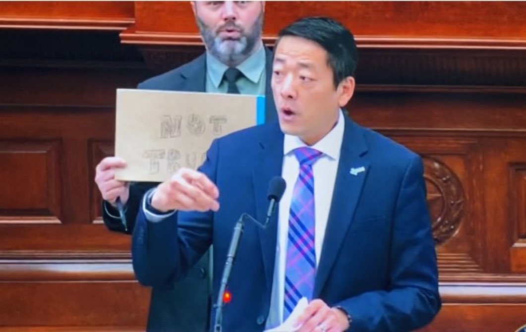 MQSullivan's tweet image. There is literally nothing the odious @GeneforTexas says on the TxLege House floor for which @wesvirdelltx’s sign would not be 100% appropriate.
