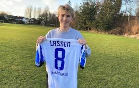 Lad os få Noah Lassen på banen i anden halvleg #obdk