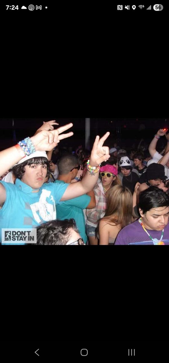 A friend from high school that was a year younger than me hit me up with an old pic he didn’t even know we were at the same rave in 2010. I can’t even believe how much time has changed. Let’s see if you can spot me hehe