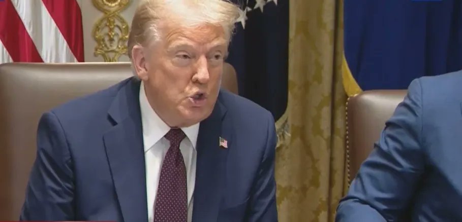 Trump's Latest Cabinet Meeting Hit A New Level Of Delusional Crazy 
open.substack.com/pub/politicusu…