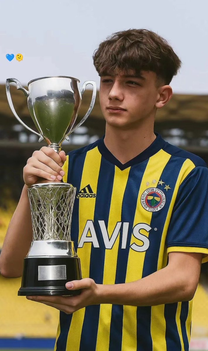 Alperen Ömer hayallerini isteyerek bırakmadı,2 cani yüzünden hayallerinden edildi.
#AlpereninDavasıHepimizindir