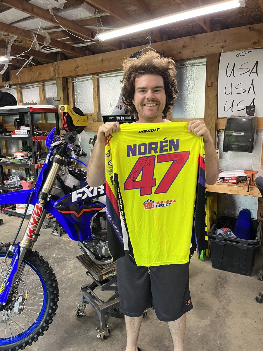 Not So AverageJo tweet media