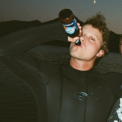 #NewProfilePic

👑👑👑