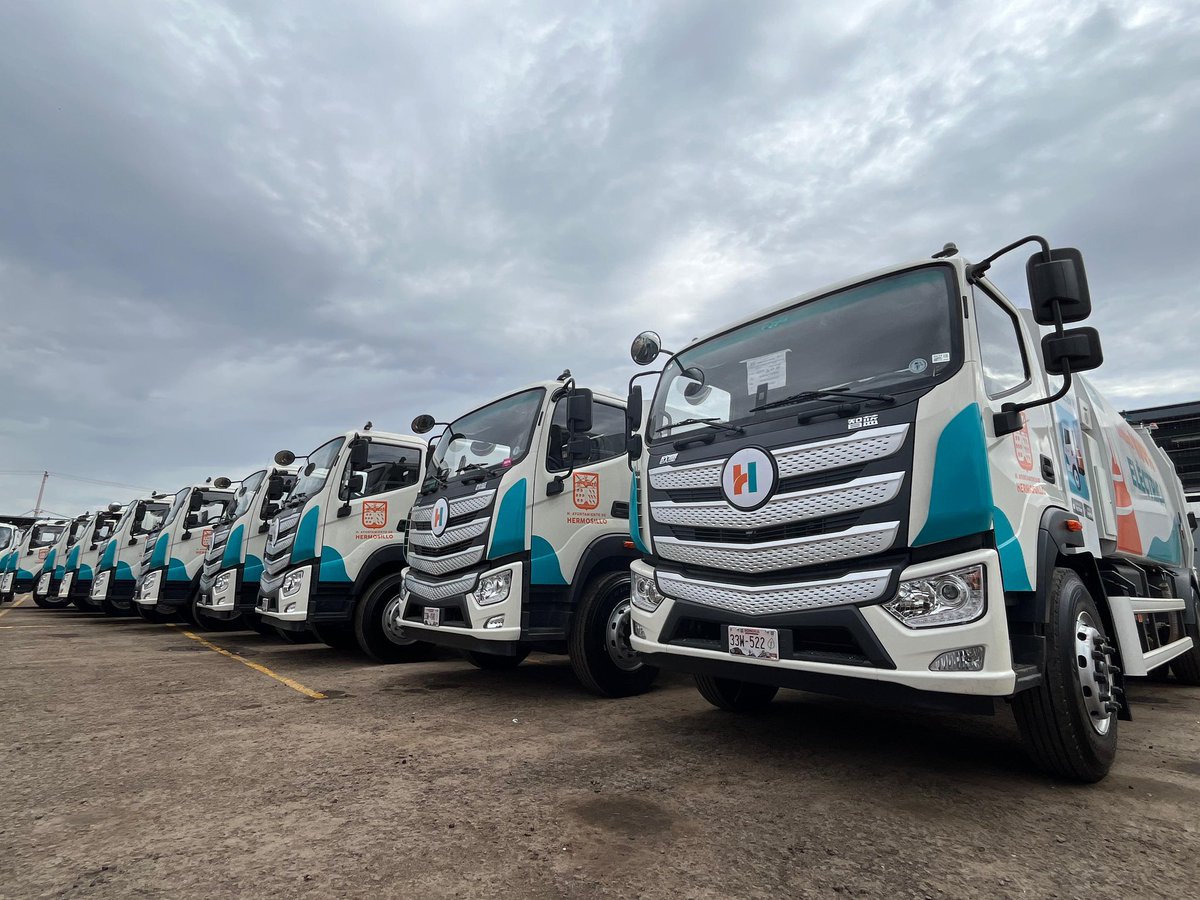 🚛⚡ Promesa cumplida y vamos por más. 

Hoy entregamos 25 camiones 100% eléctricos, formando la flotilla más grande de México; así innovamos para brindar un mejor servicio y cuidar el medioambiente. 🌎🌞

Además, esto se traduce en ahorros que regresan a la ciudad con más calles