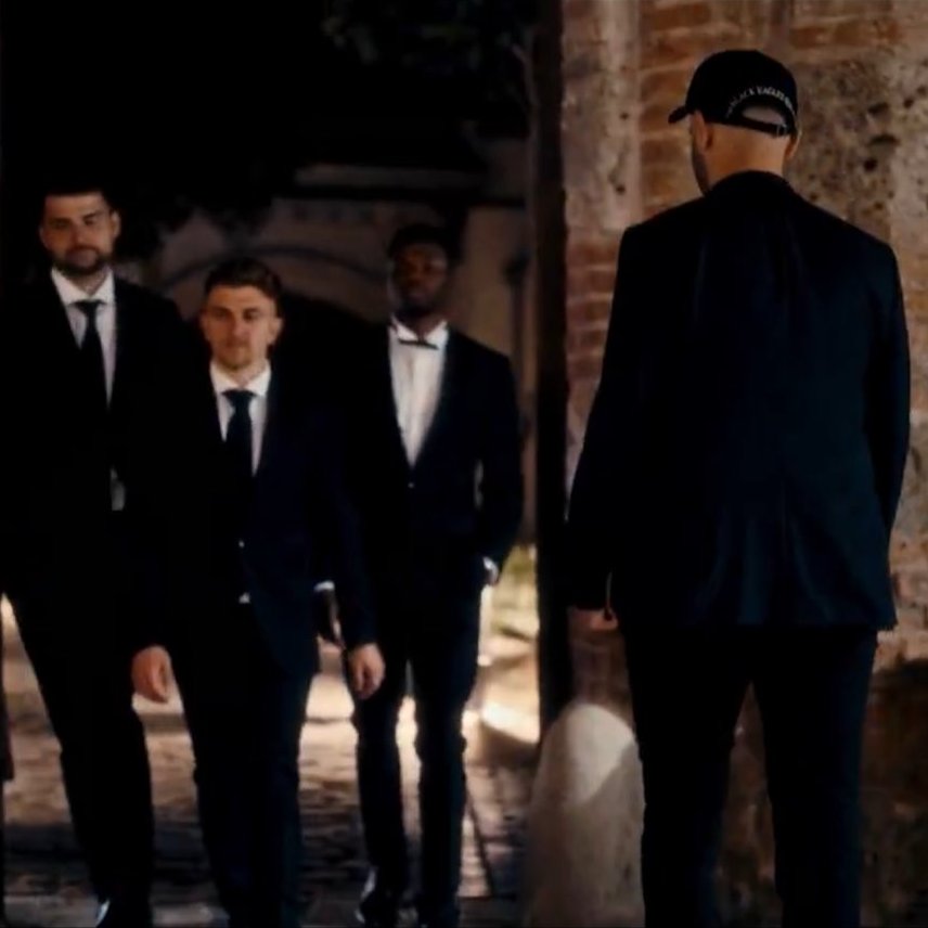 memati maske taksan da o surat belli oluyor