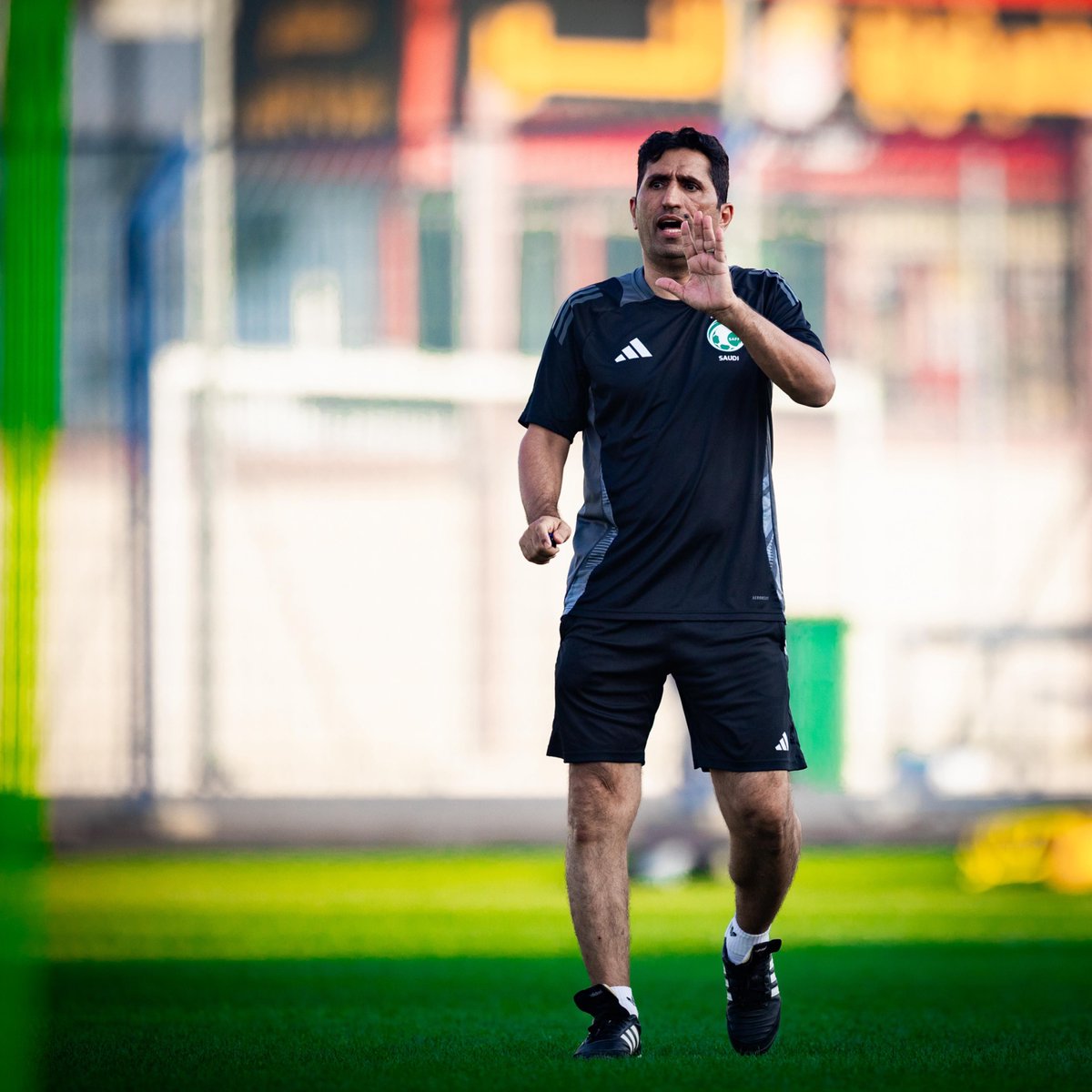 SaudiNT's tweet image. أخضر تحت 17 عامًا يختتم معسكر الطائف ويغادر الى فرنسا📝🔽
🔗 saff.com.sa/news.php?id=38… . 
#معاك_يالأخضر