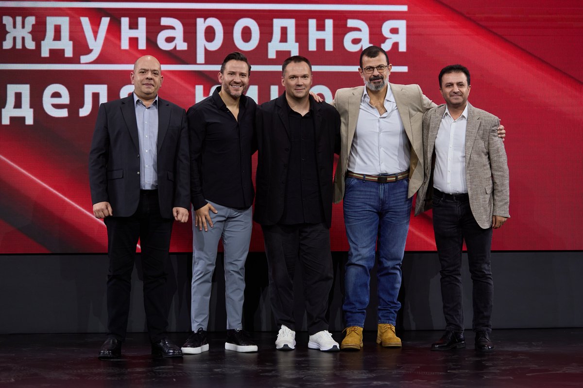 En el Moscow International Film Festival, la CDMX destaca al ser más que una locación, pues se presenta como un ecosistema completo para la creación de proyectos audiovisuales, brindando todos los servicios que las productoras y su crew pudieran necesitar.

#EnCDMXsíCFILMA