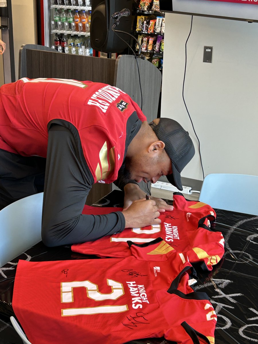 Vegas Knight Hawks tweet media