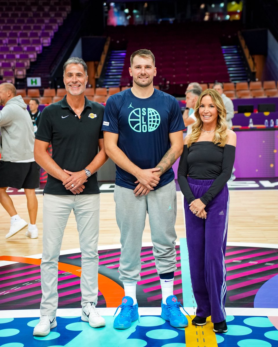 Special visit at EuroBasket for Luka

<a href="/kzs_si/">Košarkarska zveza SIovenije</a>