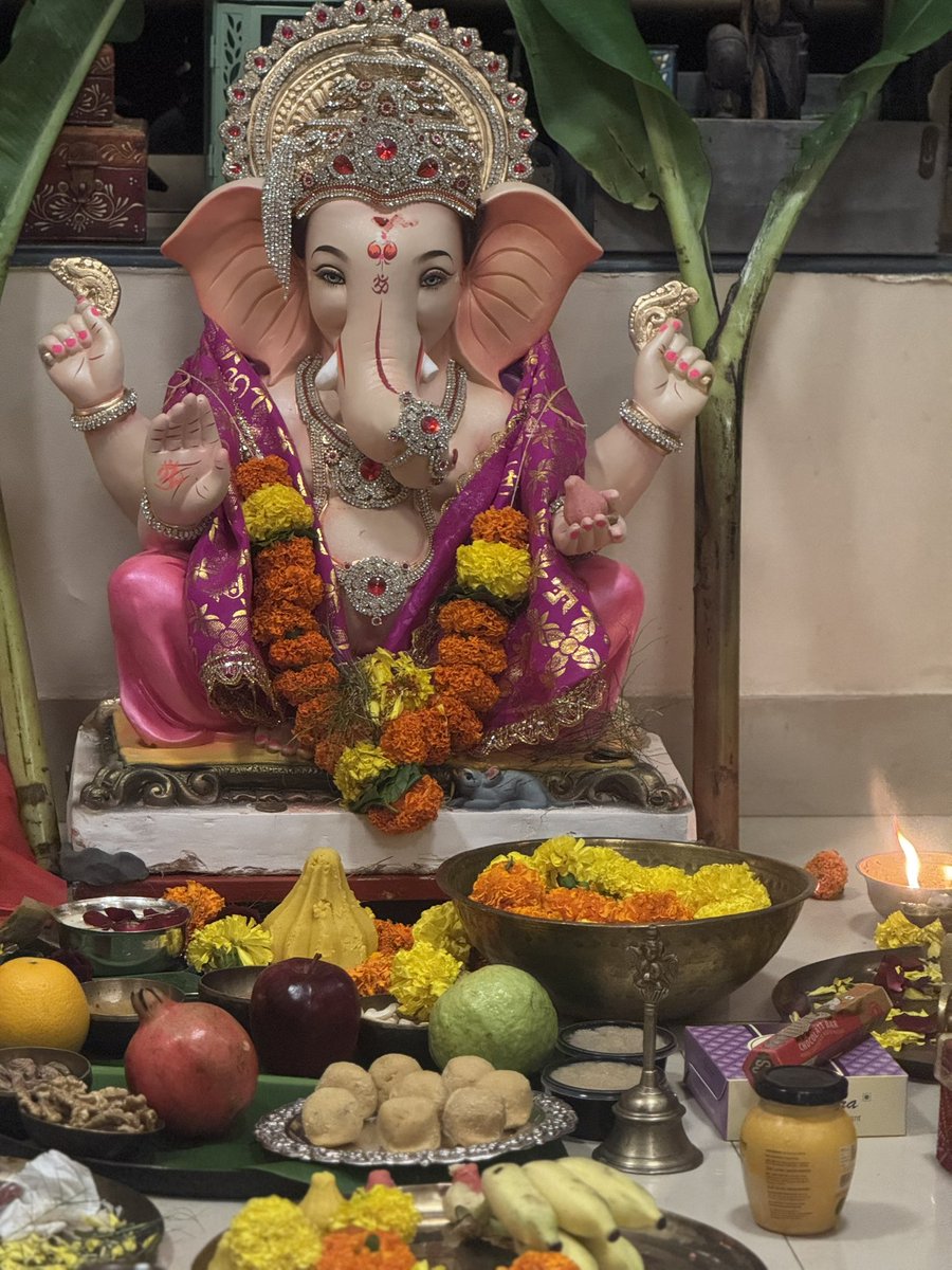 Om Gung Ganapathaye Namo Namah. #ganapatibappamorya