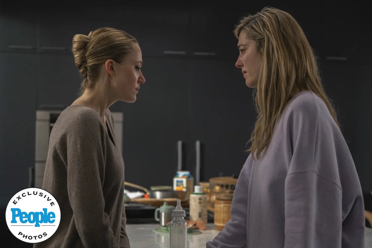 Mary Elizabeth Winstead and Maika Monroe in #TheHandThatRockstheCradle, releasing on Hulu Oct. 22. 
Dir. Michelle Garza Cervera teases plenty of “shocking moments” and complimented Mary on her acting skills: “she is the kind of actress that can completely transform for a role.”