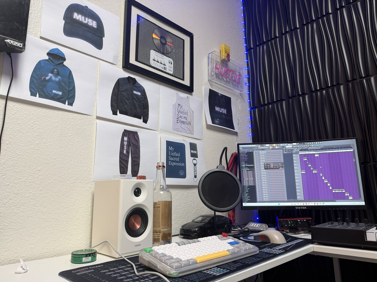 L0DUSe's tweet photo. vibes 🌀 https://t.co/CZUl6i4OUK
