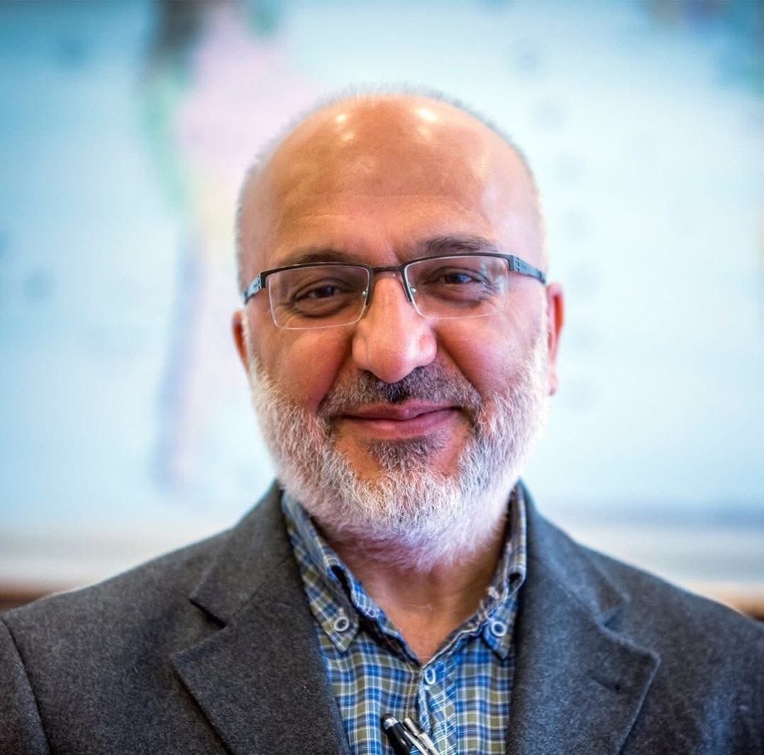 YANINDAYIZ NUR YÜZLÜ HOCAM
Yatak odasında bile giymeyeceğin kıyafet ile doktorun karşısına çık. 
Örf ananede olmayan çıplak kıyafetinden doktor rahatsız olunca linç edin öyle mi?
Sonra erkekler sapık…
#DrHasanHüseyinUysalYalnızDeğildir