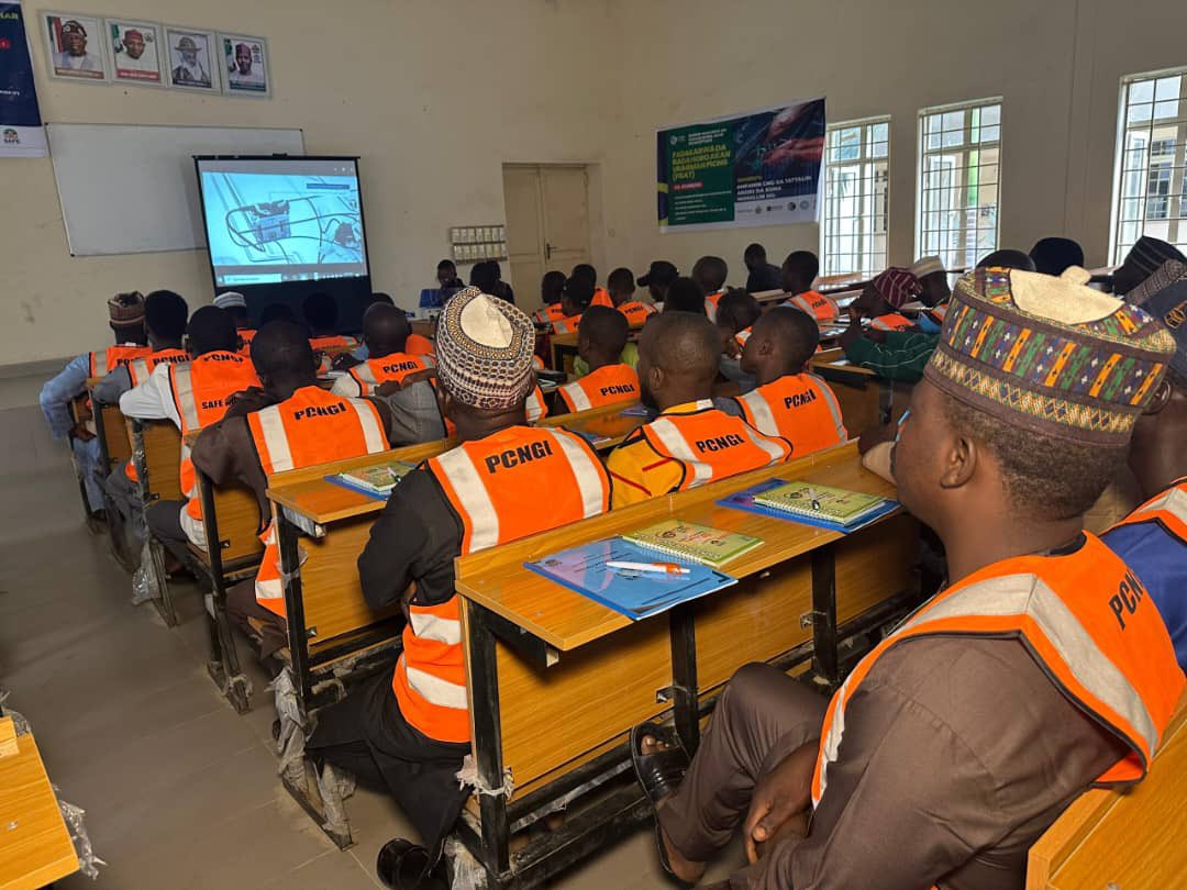 Imagine converting your car from petrol to CNG &amp; cutting fuel costs massively! 🔌

Well, 200 lucky people in Kano are learning how to do it FOR FREE right now.

Thanks to <a href="/SafeAutogas/">SAFE AUTOGAS LTD</a> &amp; <a href="/PCNGInitiative/">PCNGI</a> for this empowerment!

✅ Like, comment &amp; RT if you support clean energy for