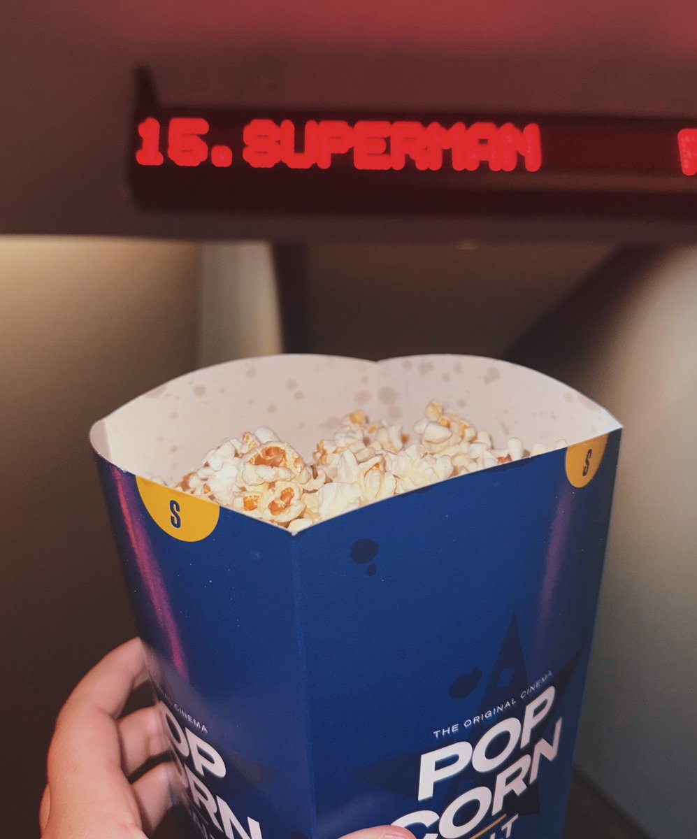 Último visionado de Superman en el
Cine! ✨