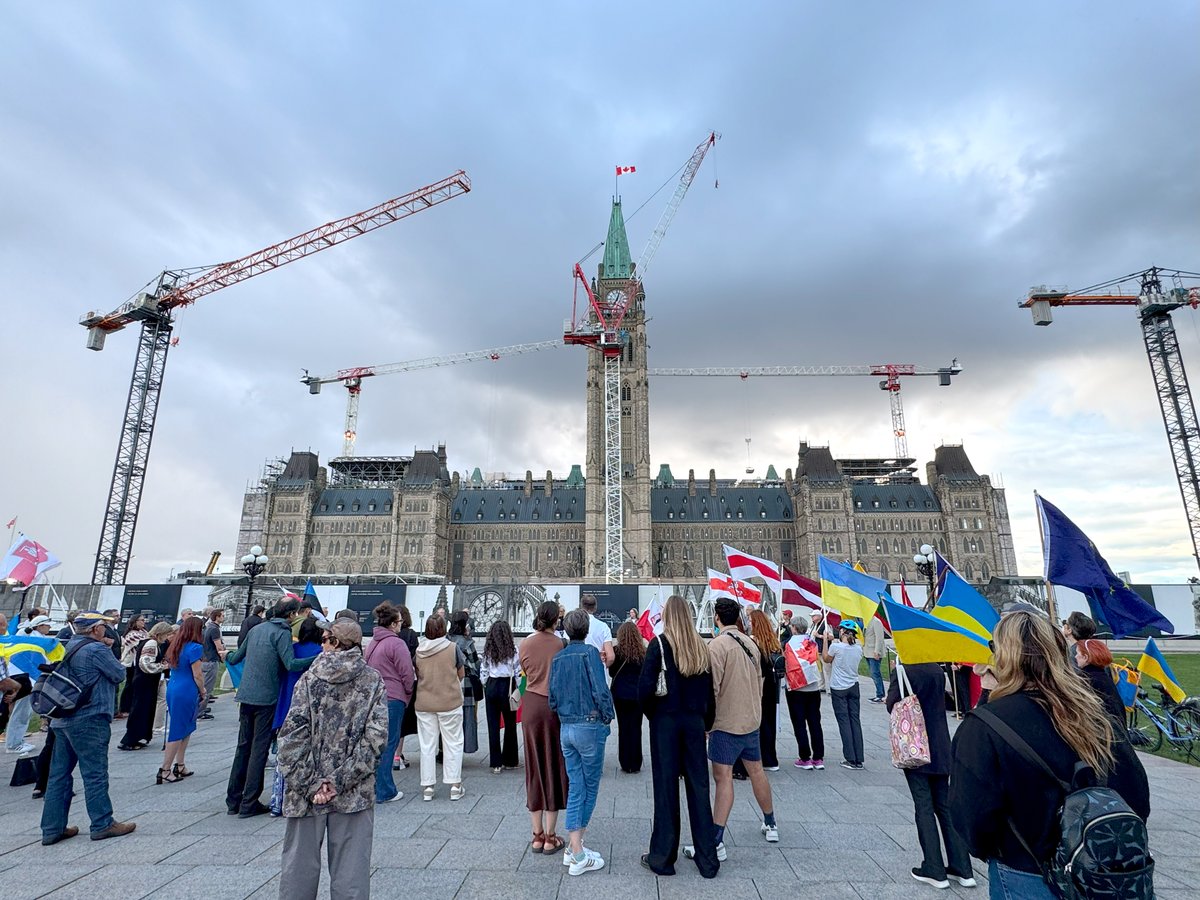 On 23 August we marked Black Ribbon Day, remembering the victims of totalitarianisms🕯️. The Molotov–Ribbentrop Pact of 1939 tore Europe, unleashing WWII and decades of death, oppression,and cultural deprivation - a grim legacy of both German Nazism and Soviet Communism.