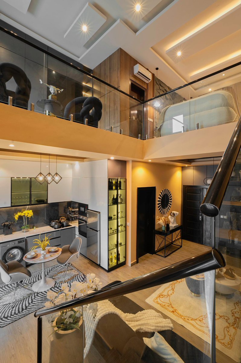 hiphaven_propty's tweet photo. Luxury 1 bed loft apartment!
Location:📍Lekki Phase 1 

Features:
Prime Location 
24/7 Power and Security 
Ps5 
Swimming Pool
En-suite room and more. 

RATE - 220k
Caution Fee - 100k

Baltasar Engonga Bryann Mandilas Lagos Island Made in Lagos VOTING MATERIALS FOR IMISI Shalli https://t.co/zCjrU6bguF