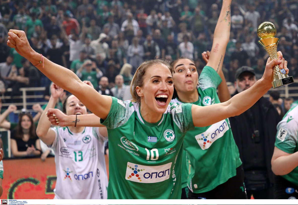 Η Αθηνά δεν είναι απλά μια καλή παίκτρια, είναι ένας από τους πιο αξιόλογους ανθρώπους που έχουν ασχοληθεί με το άθλημα του βόλεϊ. Τεράστιο το κενό που αφήνει και δεν εννοώ μόνο αγωνιστικά. Πρέπει άμεσα να είναι στον αντίστοιχο ρόλο του Πανταλέων... #paovolley #Panathinaikos