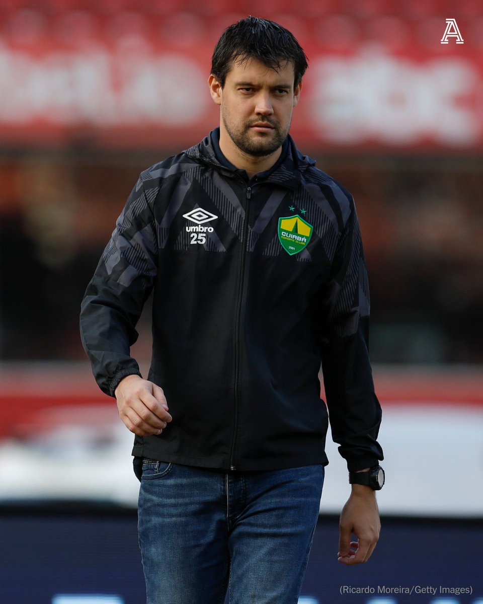 TheAthleticFC's tweet photo. Liverpool have added to Arne Slot’s backroom staff with the appointment of Luiz Fernando Iubel as their new individual development lead coach.

The Brazilian has stepped down from his position as assistant coach of Atletico Mineiro in his homeland and will start on Merseyside on September 1 after being granted a work permit.

Exclusive story from @JamesPearceLFC ⬇️

🔗 https://t.co/88elJ6lrPj