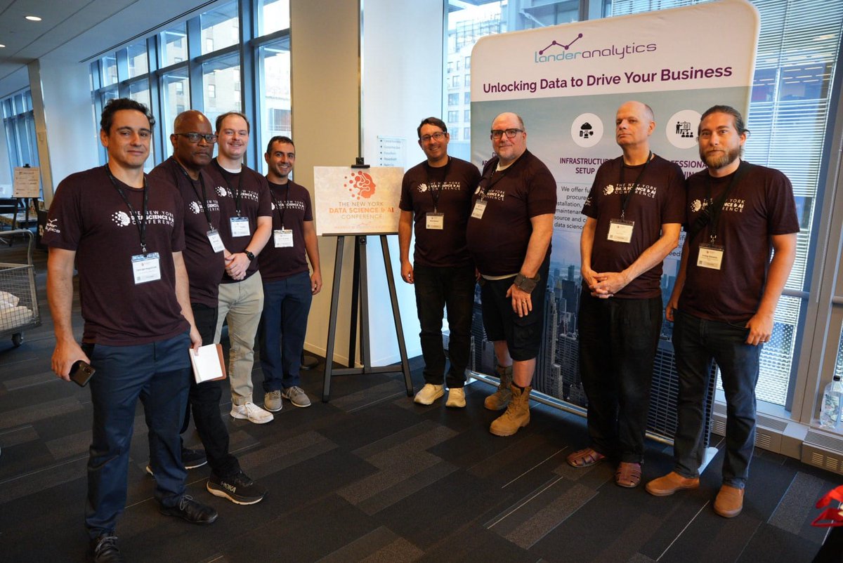 TheDataConf's tweet image. 🧠📊 3 days. 2 workshops. 20 talks. 1 amazing community.
#dataconfAI is officially wrapped!

Thanks for showing up with insights, ideas, inspiration, and curiosity. And to all who made it unforgettable—speakers, attendees, sponsors, and volunteers.

See you at the next one! 🚀