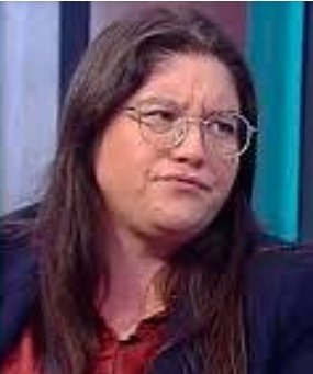 Valeria Cárcamo:

-El Frente Amplio es el partido de la justicia social, la igualdad y las diversidades. 

-El Frente Amplio me dejó fuera de la lista parlamentaria por ser pobre, mujer y lesbiana.