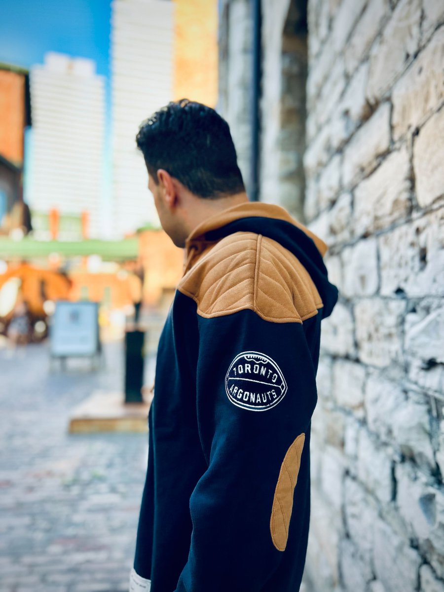TheSportGallery's tweet image. #Argos fans unite… Our limited-edition exclusive sweater has arrived! This gorgeous hoodie is the perfect go-to for watching some fall football.

Shop the Toronto Argonauts CFL Golden Age (1956-75) Wingback Lacer Hoodie in-store at our #DistilleryTO location, or online! #CFL