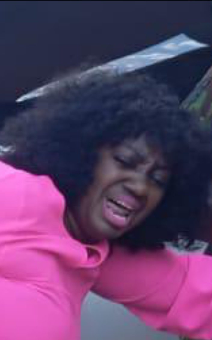When he's at 260km/hr then it slips and almost creates the  3rd hole 😭