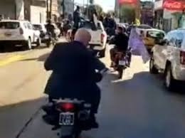 NMaols's tweet image. Cómo se degradó la política, loco.