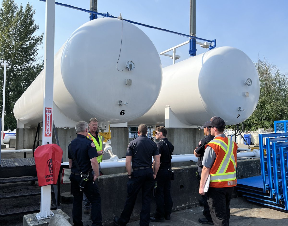 This summer, ERAC and Super Save Group have been holding a series of five-year, full-scale, Environmental Emergency (E2) exercises at various Super Save Group facilities across Canada.

This week, ERAC was in British Columbia to conduct a full-scale E2 exercise at Super Save