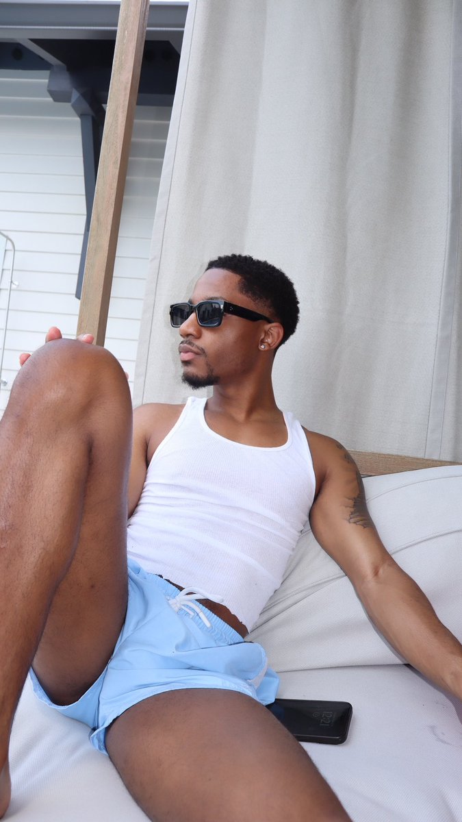 eyejay__'s tweet image. closing out the summer