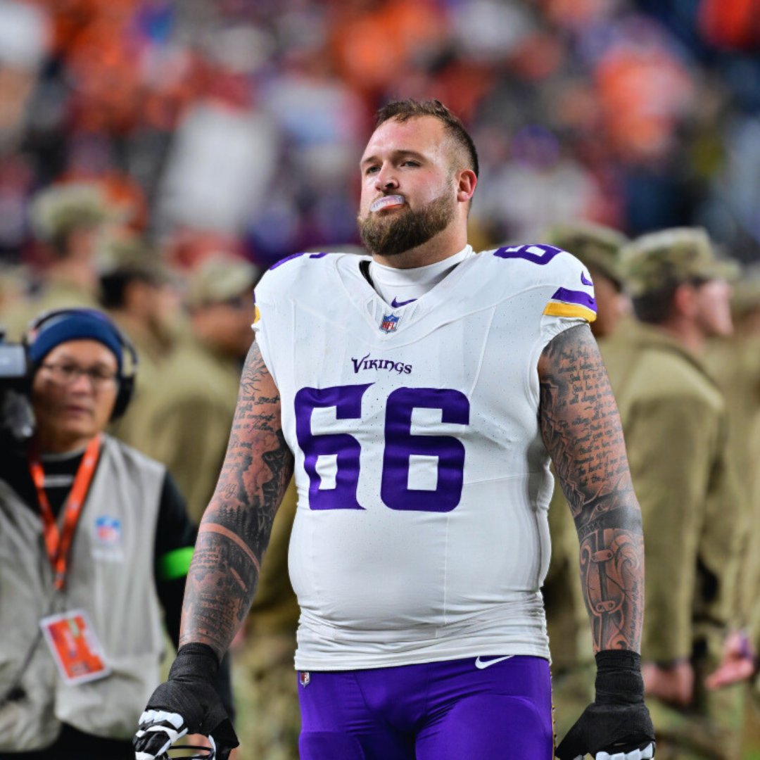 Ari Meirov (@mysportsupdate) on Twitter photo The #Bengals are signing veteran G Dalton Risner, per <a href="/Schultz_Report/">Jordan Schultz</a> — a major addition to an offensive line that needed interior help.
Risner is one of the league’s better pass protectors — and Cincinnati throws the ball a lot. The #Bengals are signing veteran G Dalton Risner, per <a href="/Schultz_Report/">Jordan Schultz</a> — a major addition to an offensive line that needed interior help.
Risner is one of the league’s better pass protectors — and Cincinnati throws the ball a lot.