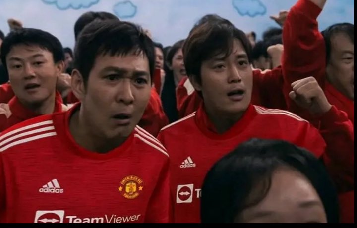 <a href="/Football__Tweet/">Football Tweet ⚽</a> man united fans reading this 😂😂